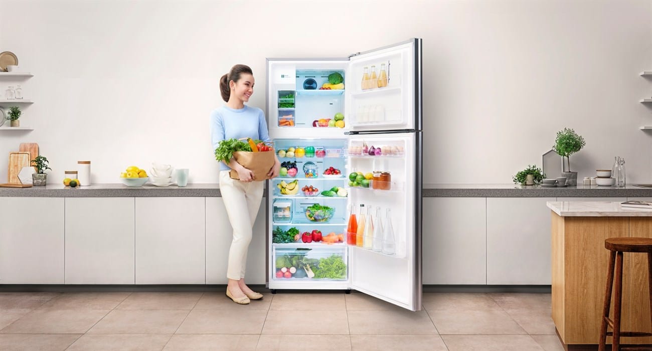 Cắm điện tủ lạnh đèn sáng nhưng không chạy lạnh